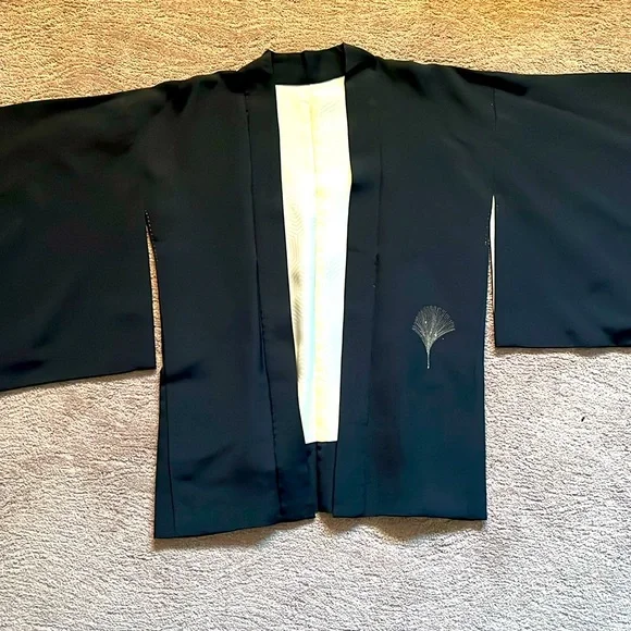 Custom-made Silk Kimono-style Jacket - Picture 1 of 8